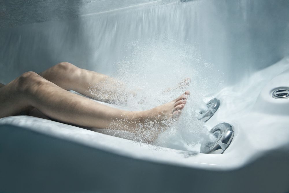 Sundance® Spas Lounge Jets- Great Bay Spa & Sauna explains how a hot tub can help with arthritis.